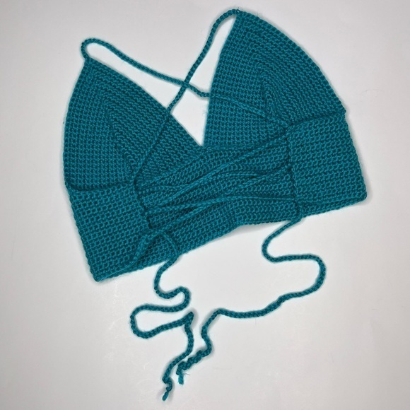 Hand Crafted Tops - Handmade‎ Blue Crochet Triangle Crop Tops Strappy Back Small A/B Cups
